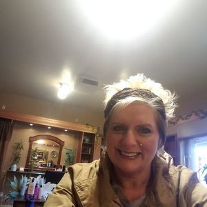 Meet your Posher, Lori